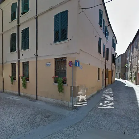 Apartment Ferrara Apartament *
